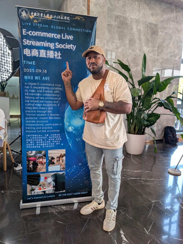 china jiliang university, E-commerce live streaming society